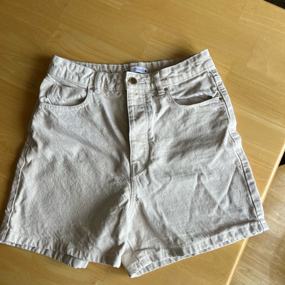 Zara Mom Fit Denim Shorts